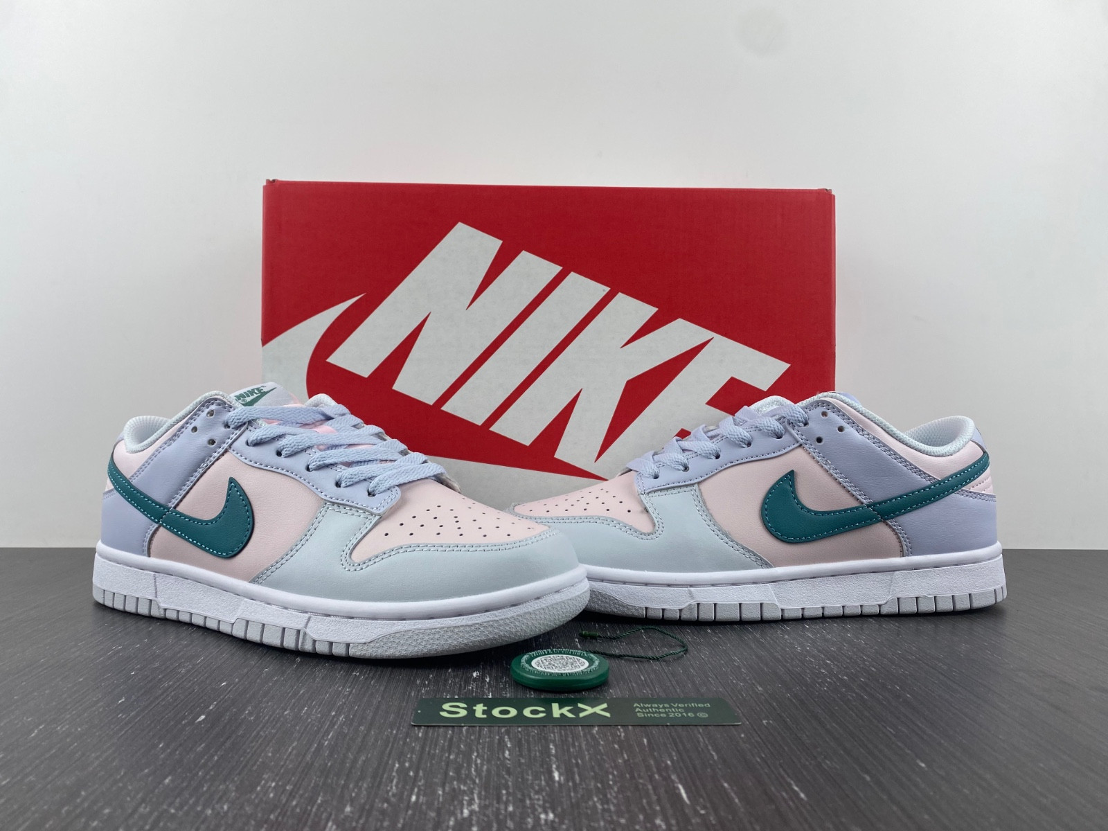 nike dunk low gs “mineral teal” fd1232-002