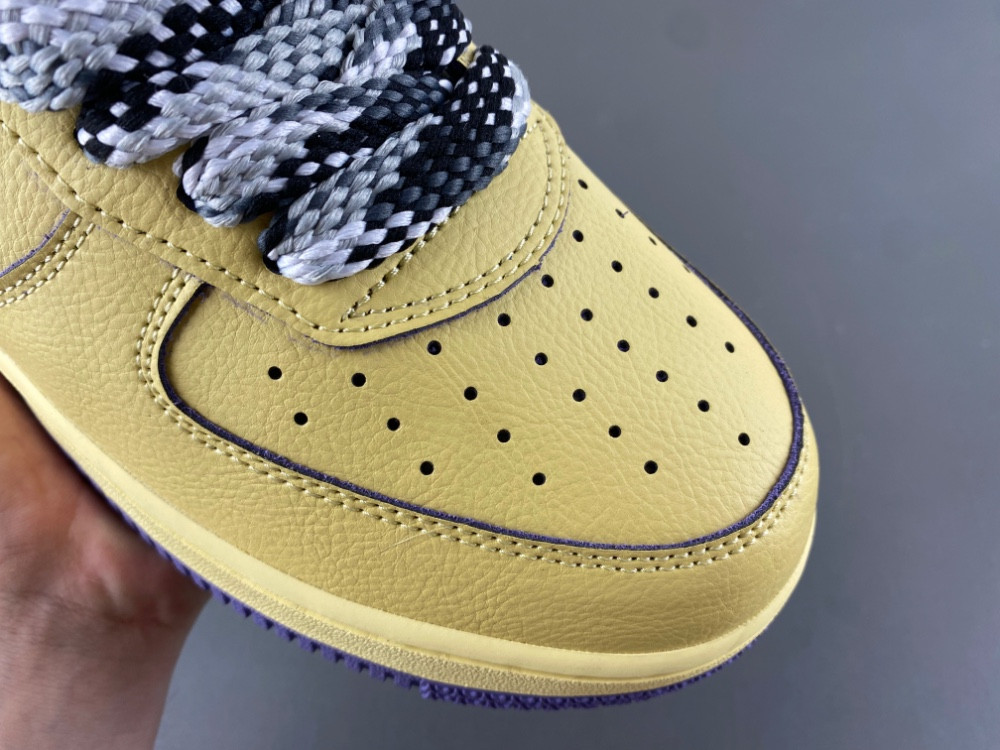 Kobe Bryant x Nike Air Force 1 Low Protro “Soft Yellow” HV9408-700