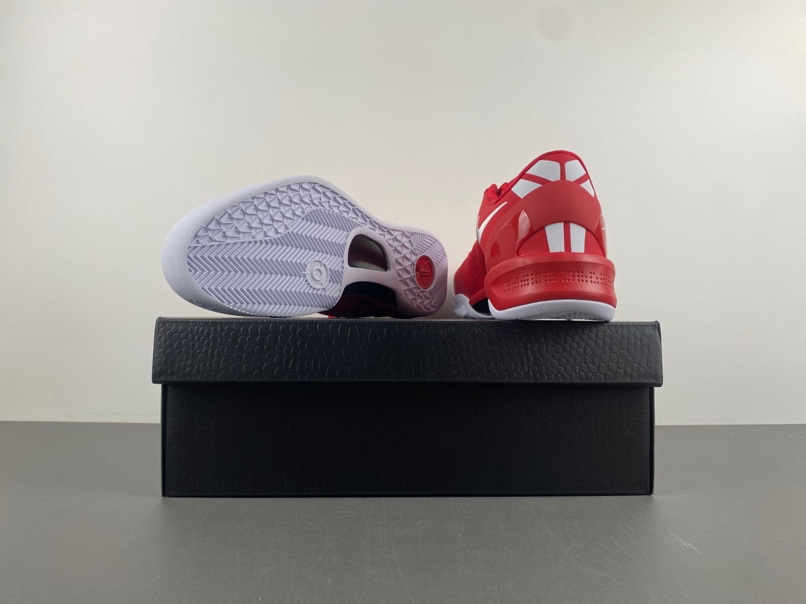 Nike Kobe 8 Protro University Red HF9550-600