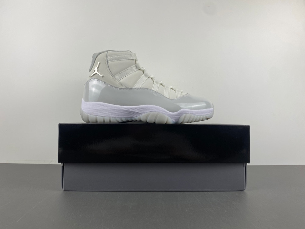 Air Jordan 11 “Grand Finale” (Sail) AR0715-110