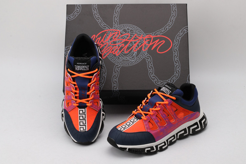 vs chain reaction sneakers