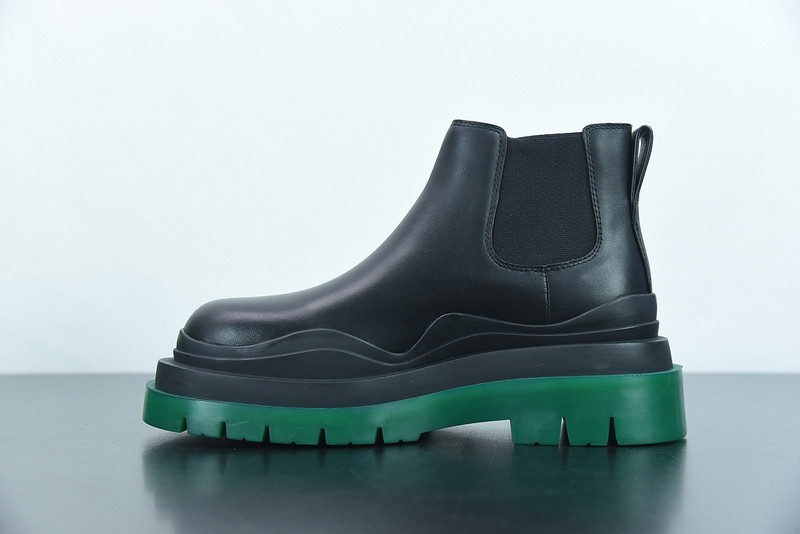 Bo*te*ga ve*ne*ta sneaker