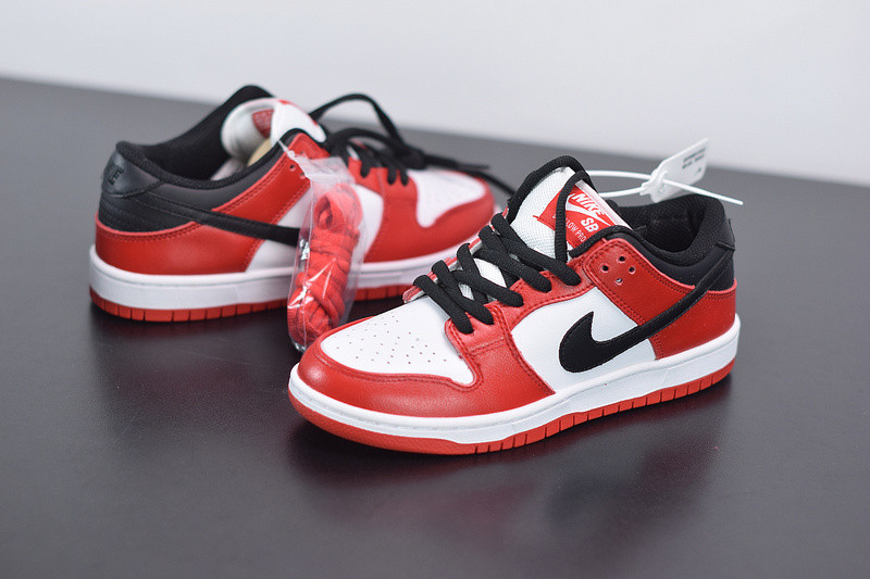 nike dunk low chicago bq6817-600