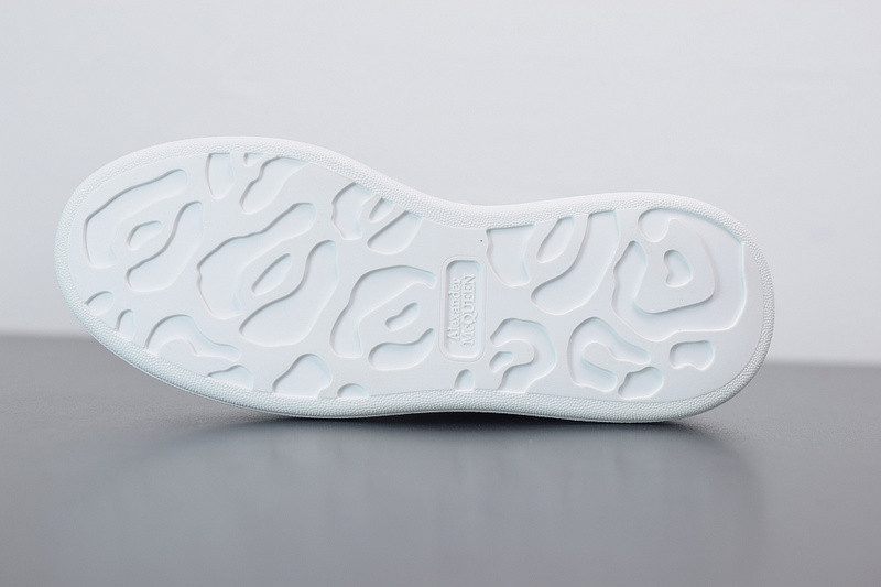 alexer mceen sneakers