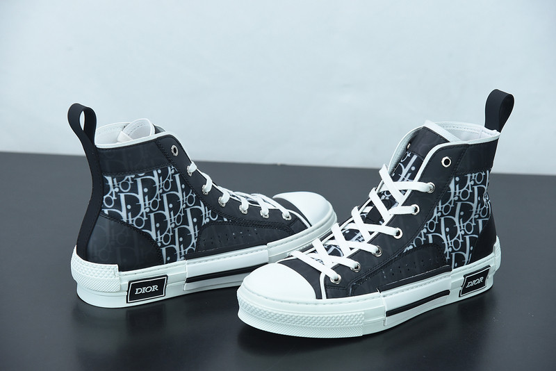 dio* b23 oblique high-top sneaker