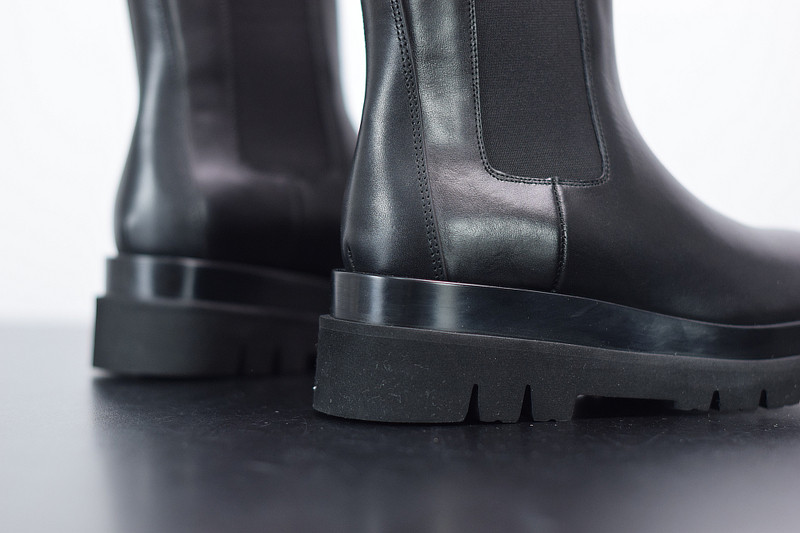 Bo*te*ga ve*ne*ta sneaker