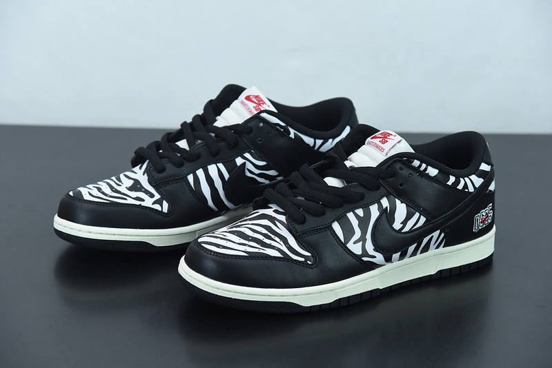 quartersnacks x nike dunk low sb 