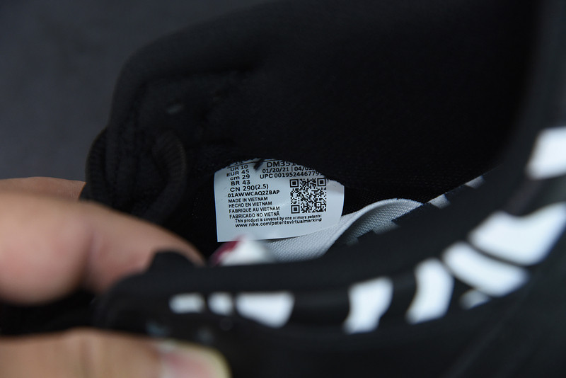 quartersnacks x nike dunk low sb 