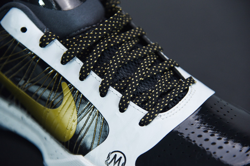 nike kobe v protro black white gold cd0824-127