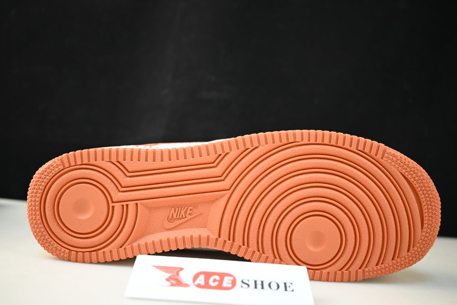 lvt x nike air force1