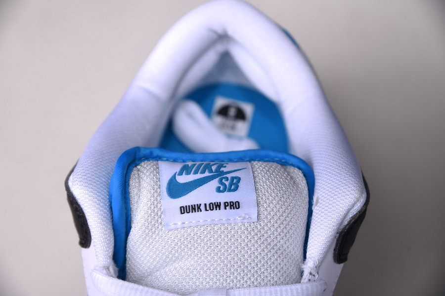 nike sb dunk low “laser blue” bq6817-101