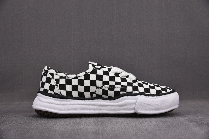 Ma*s*n mihara yasuhiro sneaker