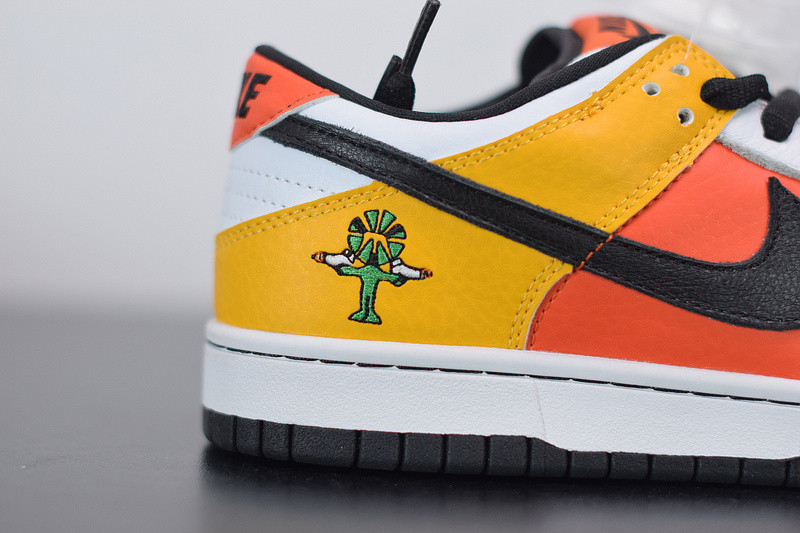 nike sb dunk low raygun 304292-803