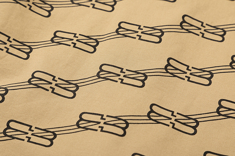 Ba*len*cia*ga clothes