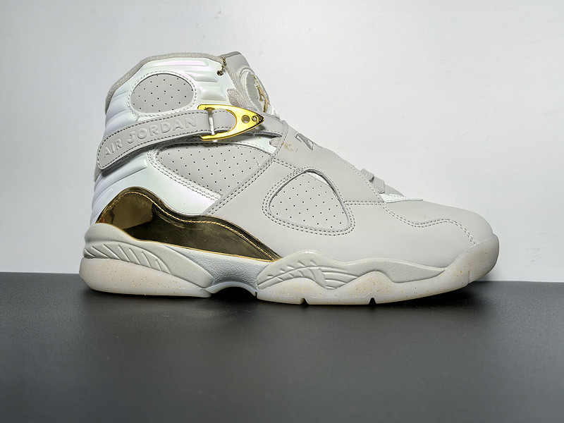 Air Jordan 8 Retro C&C ''Trophy'' 832821-030