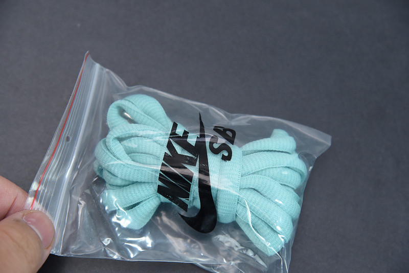 nike sb dunk low Di*m*nd s*pply co white Di*m*nd bv1310-100