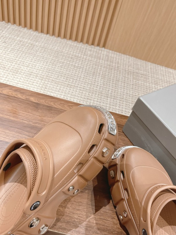 Cr*0*s x ba*len*cia*ga hardCr*0*s sandal