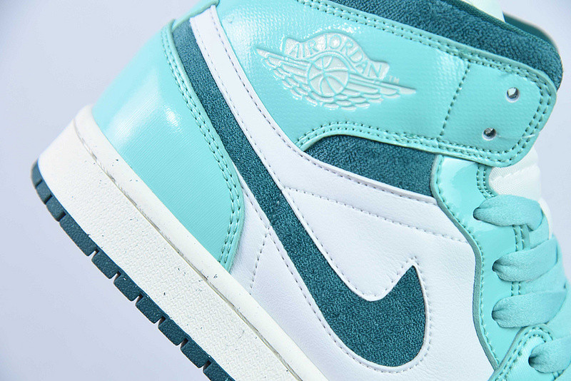 air jordan 1 mid chenille "bleached turquoise" dz3745‑300