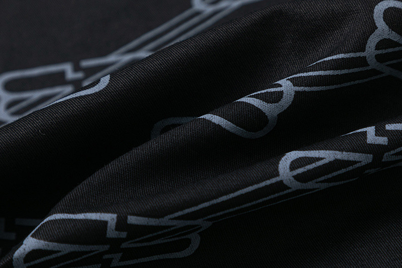 Ba*len*cia*ga clothes