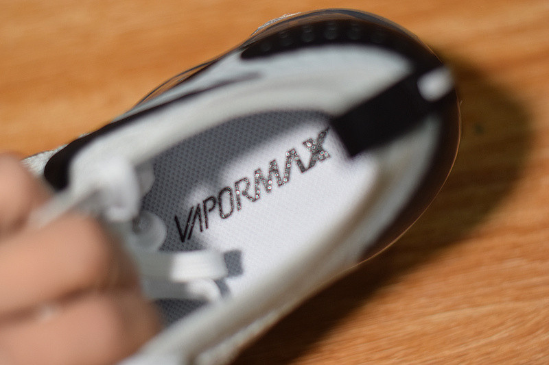 nike air vapormax 2 white black 942842-103