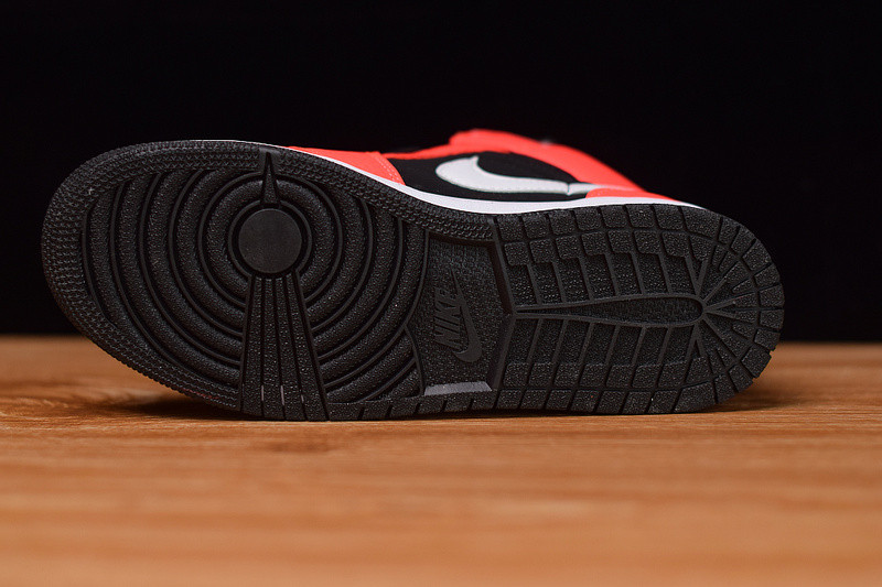 air jordan 1 mid infrared 23 (gs) 554725-061