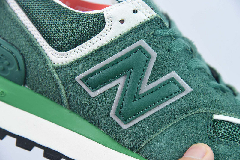 new balance sneaker