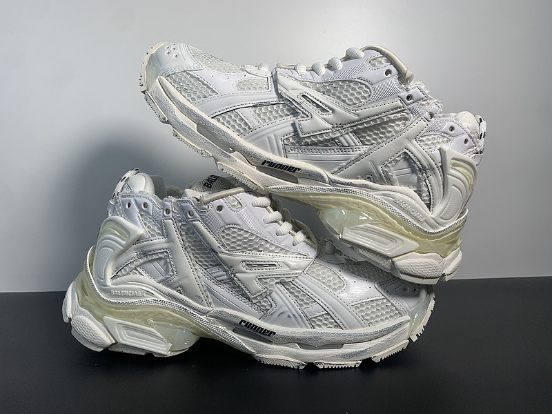 Ba*len*cia*ga runner sneaker