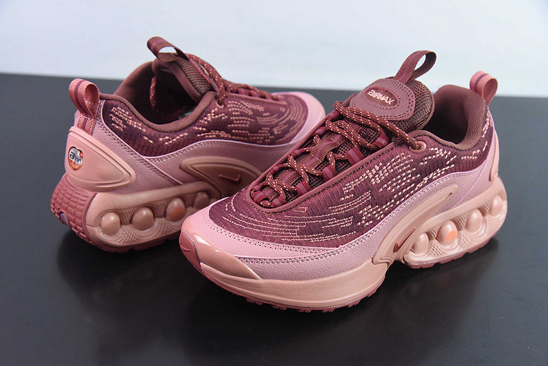 size? x Nike Air Max Dn "Canyon Rust" HQ0912-600