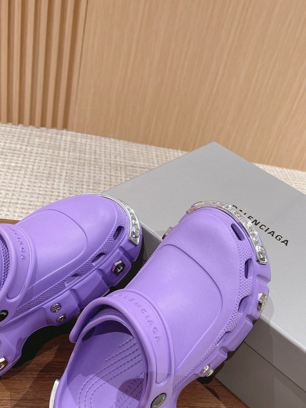 Cr*0*s x ba*len*cia*ga hardCr*0*s sandal