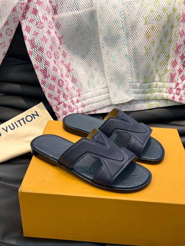 lvt sandals