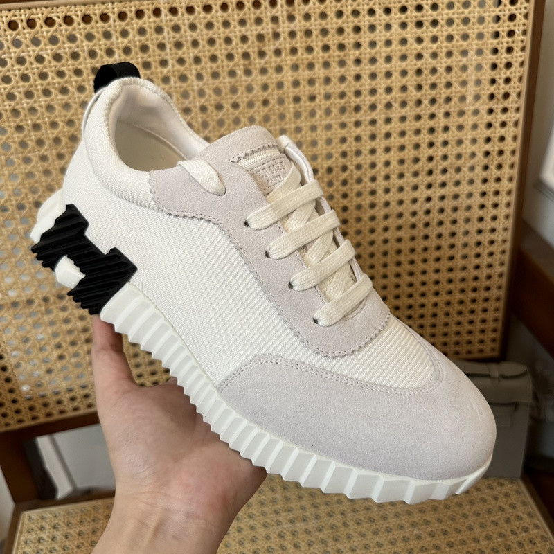 H**mes sneaker