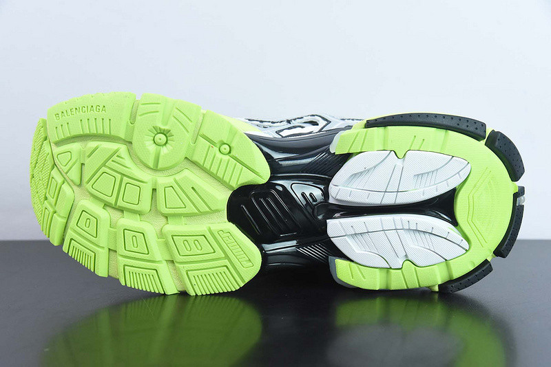 Ba*len*cia*ga runner sneaker