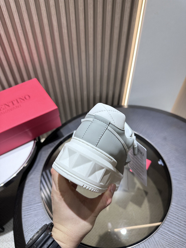 valentino sneaker