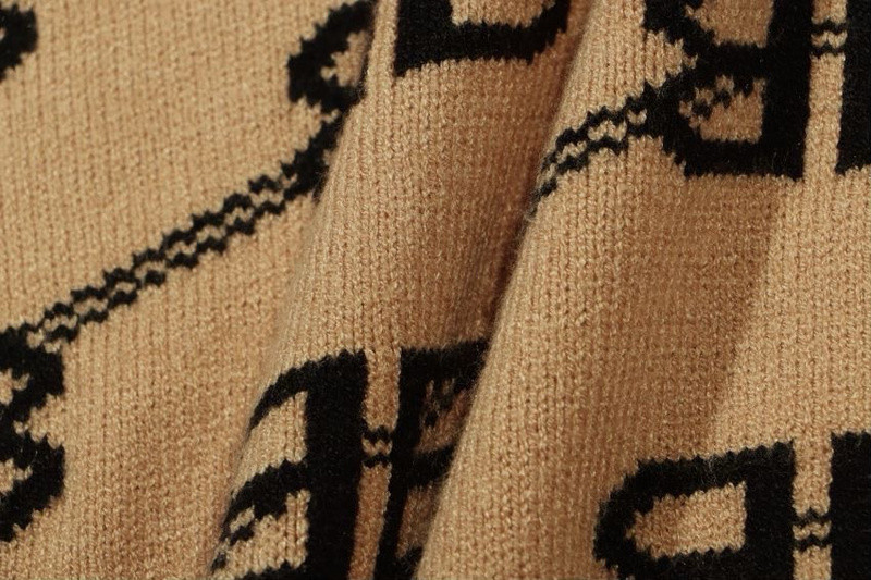 Ba*len*cia*ga clothes