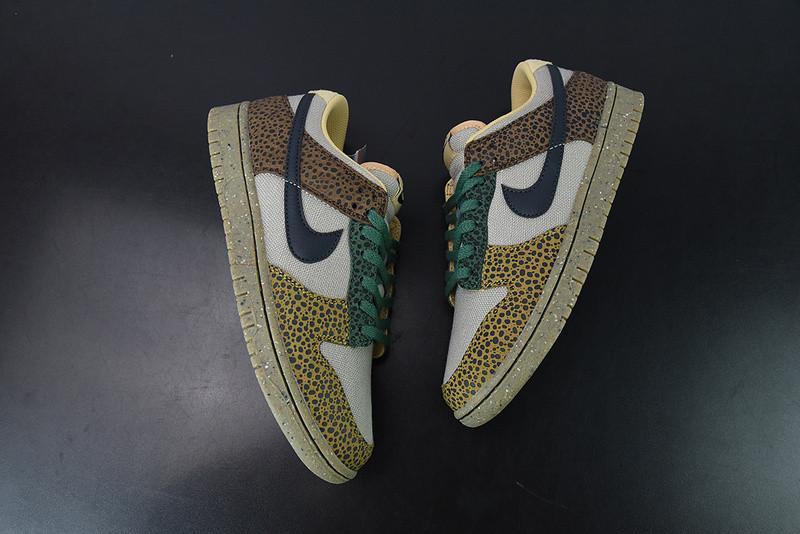nike dunk low “safari” dx2654-200