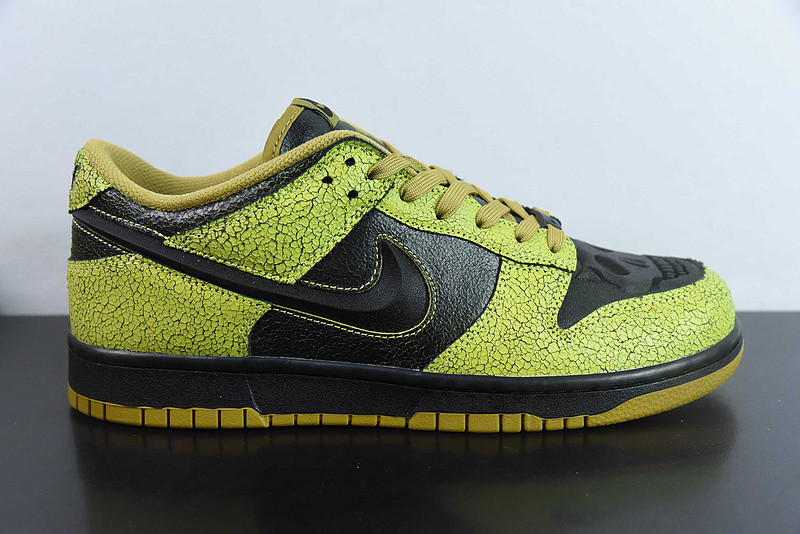 Nike Dunk Low "Halloween Skull" HV6103-300