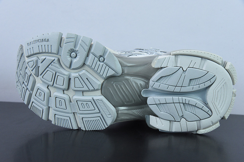 Ba*len*cia*ga runner sneaker