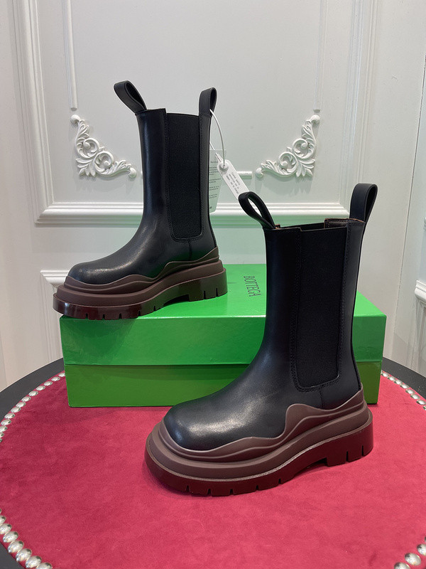 Bo*te*ga ve*ne*ta sneaker