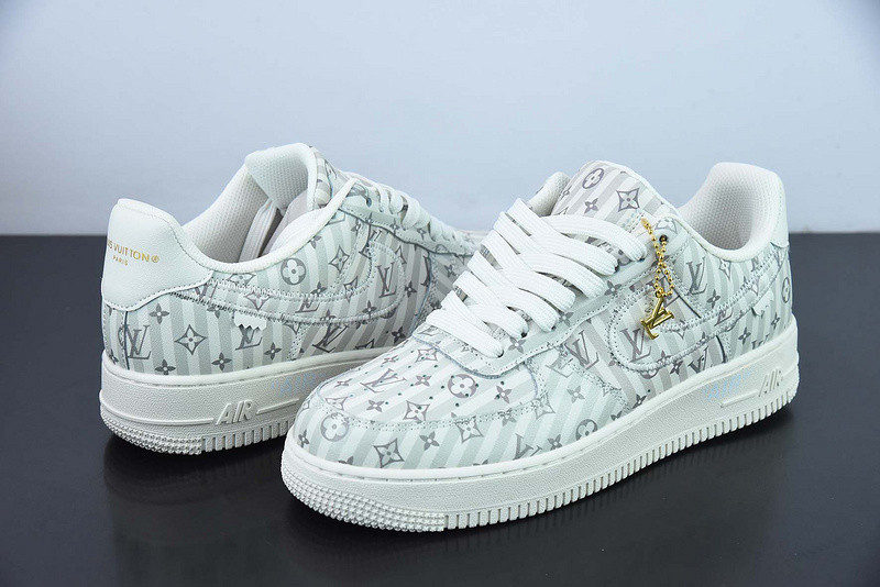 lvt x nike air force1