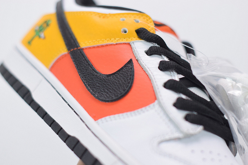 nike sb dunk low raygun 304292-803