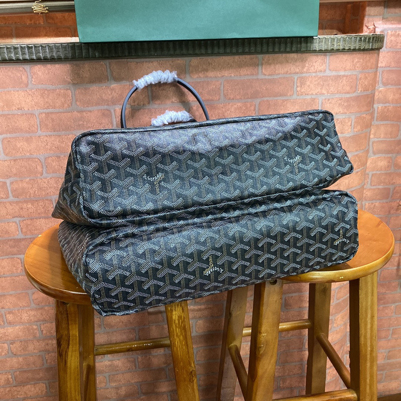 GOYARD PURSE