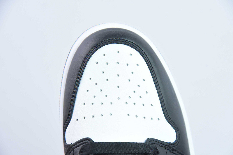 Air Jordan 1 Mid "Iron Grey" DQ8426-001