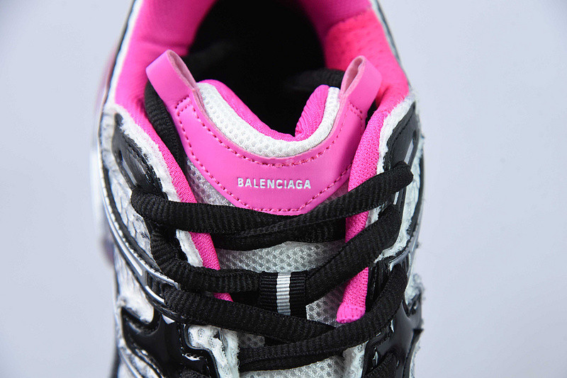 Ba*len*cia*ga runner sneaker