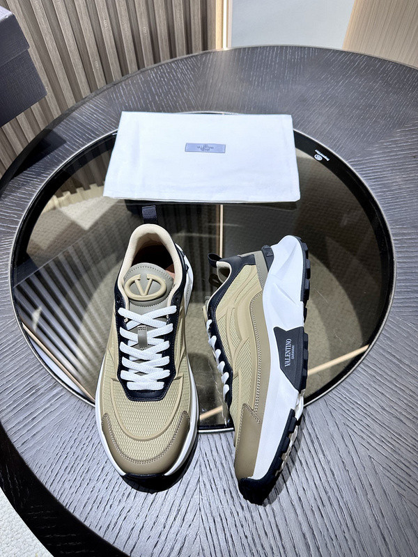 valentino sneaker