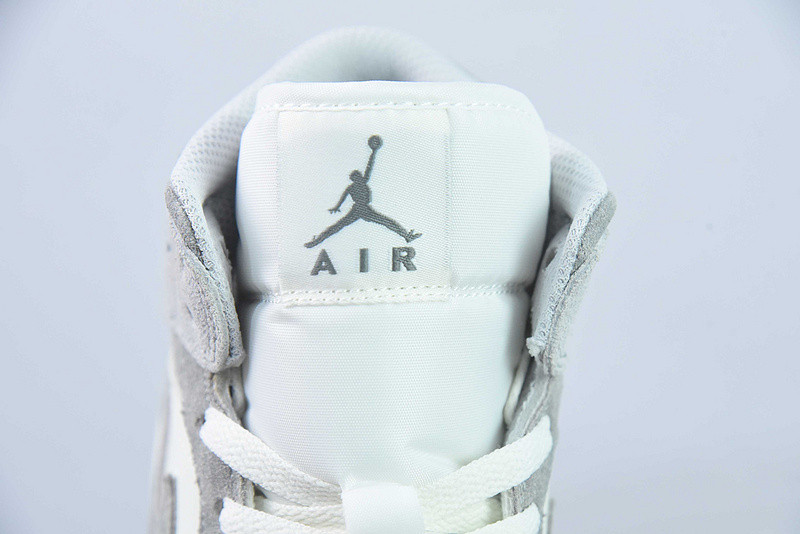 Air Jordan 1 Mid SE Neutral Grey Sail FQ7720-002