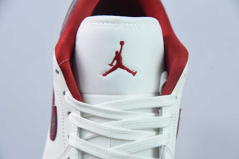 Air Jordan 1 Low SE WMNS Sail / Varsity Red HJ9338-106