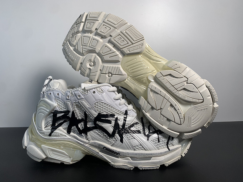 Ba*len*cia*ga runner sneaker