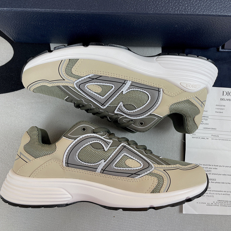 dio* sneaker