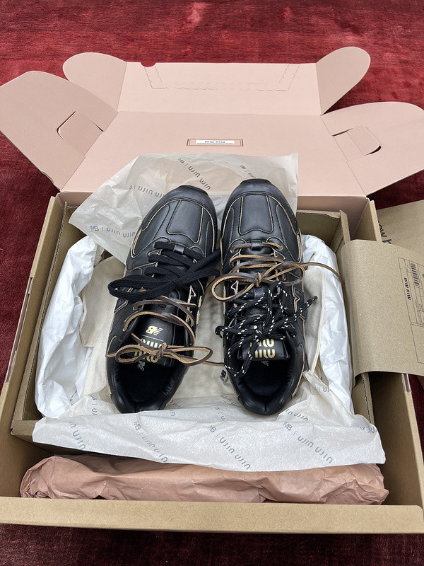 NEW BALANCE X MIUMIU SNEAKER