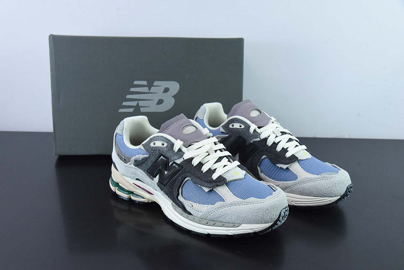new balance sneaker